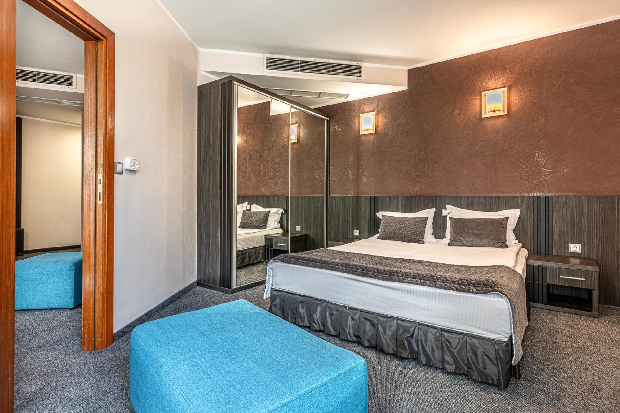 Hotel Noris Plovdiv Kültér fotó