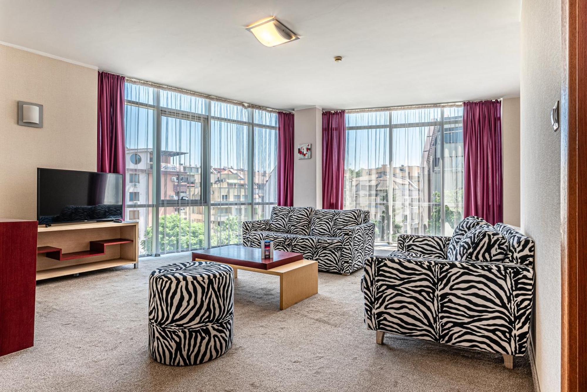 Hotel Noris Plovdiv Kültér fotó