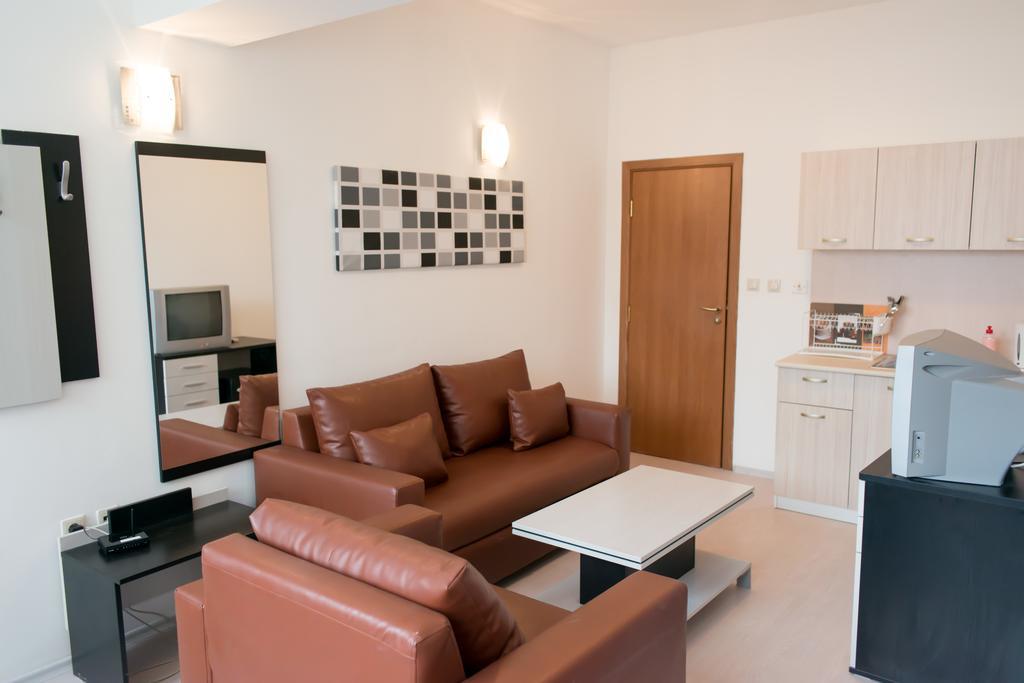 Hotel Noris Plovdiv Szoba fotó