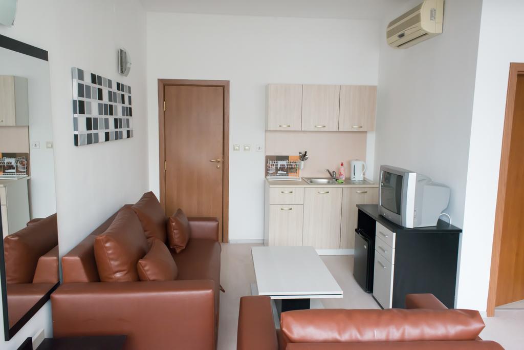 Hotel Noris Plovdiv Szoba fotó