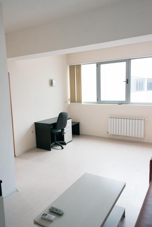 Hotel Noris Plovdiv Szoba fotó