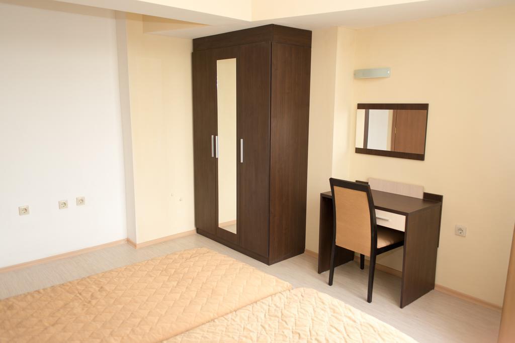 Hotel Noris Plovdiv Szoba fotó